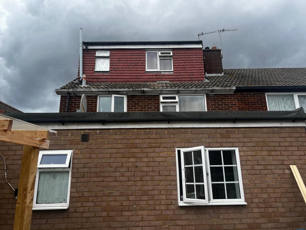 Good Priced Single Rooms In Hayes Northolt  Exterior photo