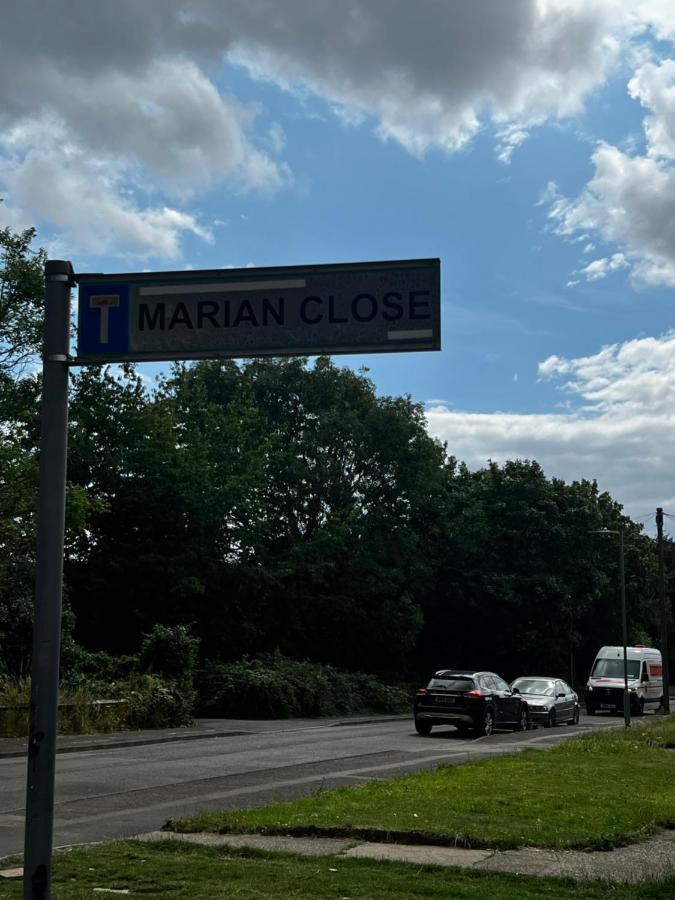 Good Priced Single Rooms In Hayes Northolt  Exterior photo